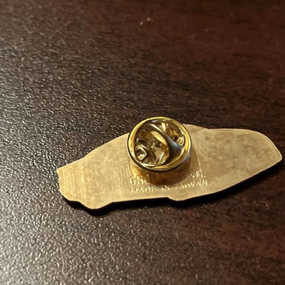 McDonald's 1990 All-Star Race Team #27‎ NASCAR Employee Lapel Hat Pin